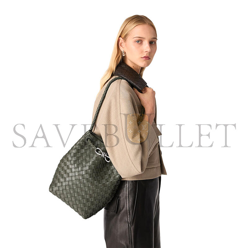 BOTTEGA VENETA SMALL ANDIAMO BUCKET 855759VCPP13297 (30*18.5*11cm)